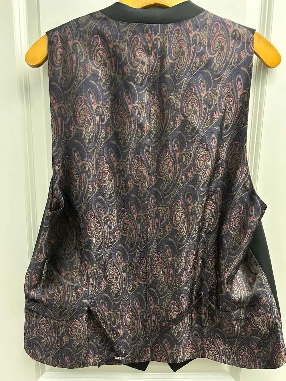 J. Hilburn Men's Suit Vest with Paisley Back